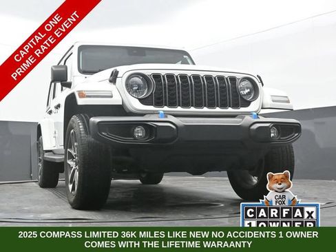 Used 2024 Jeep Wrangler Unlimited w/ Convenience Group AWD/4WD image 61