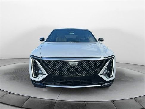 New 2026 Cadillac Lyriq Signature Luxury w/ Nappa Leather Package image 2