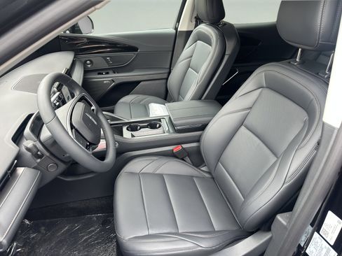 New 2026 Lincoln Nautilus Premier w/ Equipment Group 102A image 9