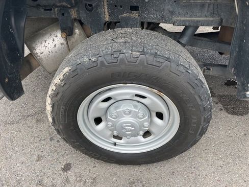 Used 2019 RAM 2500 Tradesman image 19