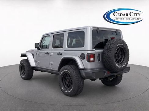 Used 2019 Jeep Wrangler Unlimited Rubicon AWD/4WD image 3