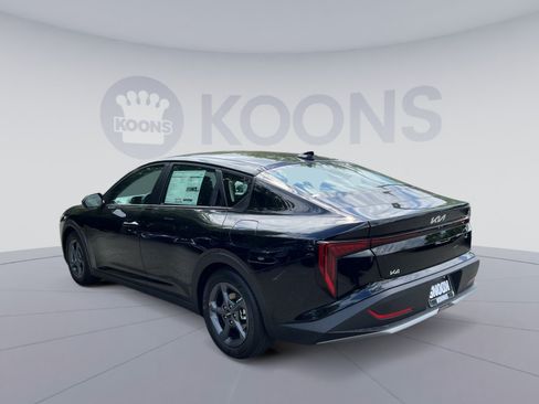 New 2026 Kia K4 FWD image 4