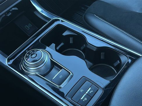 Used 2020 Ford Edge ST w/ Equipment Group 401A image 21