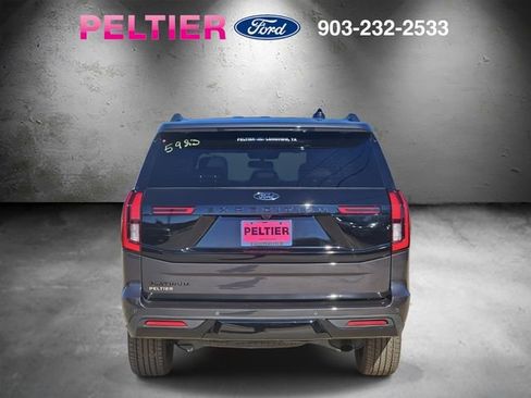 New 2025 Ford Expedition Platinum w/ Stealth Performance Package AWD/4WD image 4