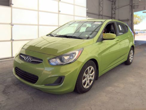 Used 2014 Hyundai Accent GS FWD image 1