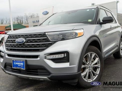 Used 2023 Ford Explorer XLT w/ Equipment Group 202A AWD/4WD image 1