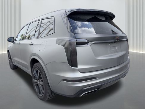 Used 2021 Cadillac XT6 Premium Luxury image 7