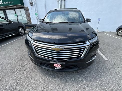 Used 2023 Chevrolet Traverse Premier w/ LPO, Floor Liner Package image 5