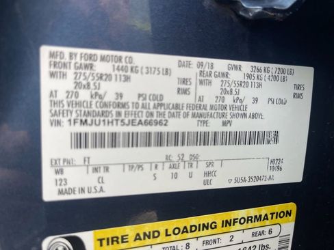 Used 2018 Ford Expedition XLT w/ Equipment Group 202A RWD image 29