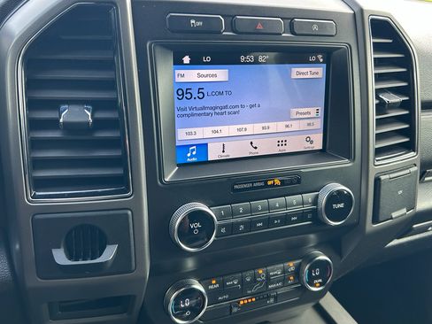 Used 2019 Ford Expedition Max XLT image 13