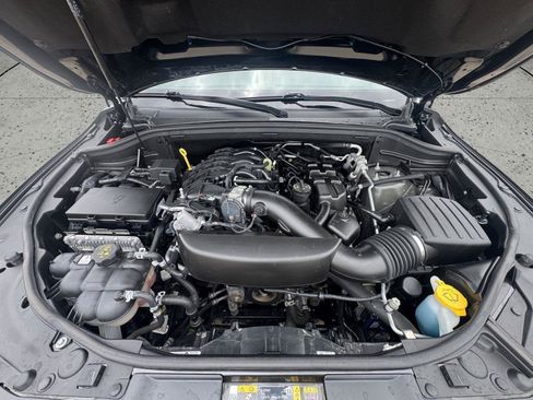 Used 2024 Dodge Durango GT AWD/4WD image 14