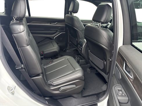 New 2026 Jeep Grand Cherokee L Limited image 21