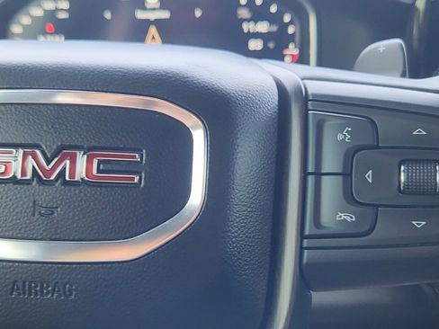 Used 2023 GMC Sierra 1500 AT4 w/ Technology Package AWD/4WD image 20