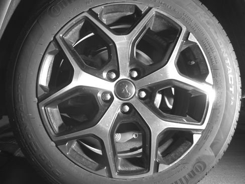 Used 2025 Jeep Compass Limited image 14