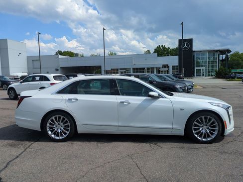 Used 2020 Cadillac CT6 Luxury AWD/4WD image 2