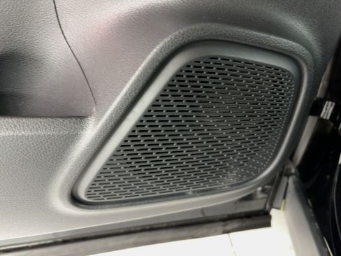 Certified 2025 Mercedes-Benz GLA 250 image 21