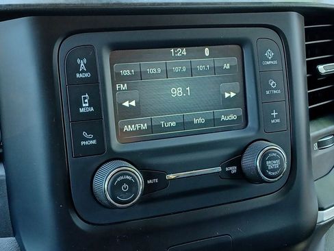 Used 2019 RAM 1500 Big Horn AWD/4WD image 19