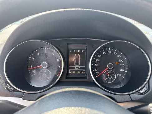 Used 2013 Volkswagen Golf 4-Door image 14