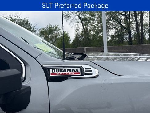 New 2026 GMC Sierra 2500 SLT w/ SLT Premium Package AWD/4WD image 10