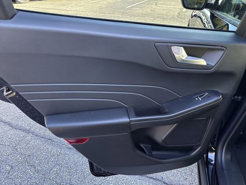 New 2026 Ford Escape ST-Line w/ Tech Pack #1 FWD image 24