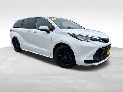 Used 2023 Toyota Sienna LE