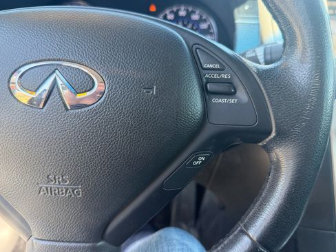 Used 2011 INFINITI G37 x Sedan AWD/4WD image 18