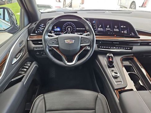 Certified 2024 Cadillac Escalade Premium Luxury w/ Performance Package image 12