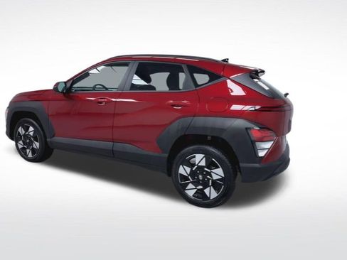 Used 2025 Hyundai Kona SEL AWD/4WD image 6