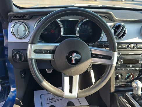 Used 2009 Ford Mustang GT Premium image 13