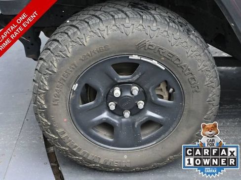 Used 2022 Jeep Gladiator Sport AWD/4WD image 37