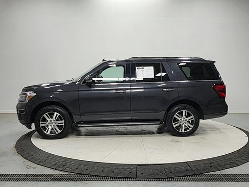 Used 2022 Ford Expedition Limited RWD image 4