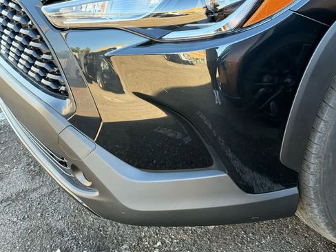 Used 2024 Toyota Corolla Cross LE image 9