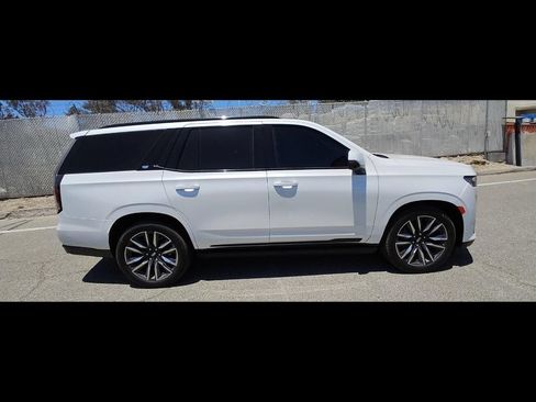 Used 2024 Cadillac Escalade Sport w/ Touring Package AWD/4WD image 9