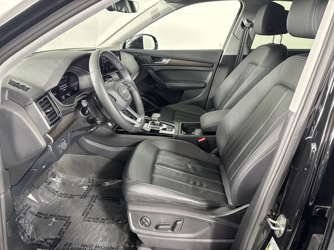 Used 2023 Audi Q5 2.0T Premium Plus w/ Premium Plus Package AWD/4WD image 26