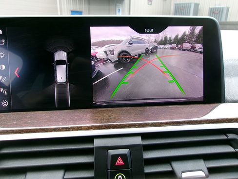 Used 2019 BMW X3 xDrive30i w/ Premium Package image 18