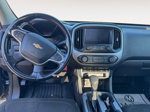 Used 2022 Chevrolet Colorado LT w/ Fleet Safety Package image 10