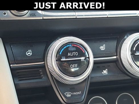 Used 2022 Genesis G70 3.3T RWD image 21