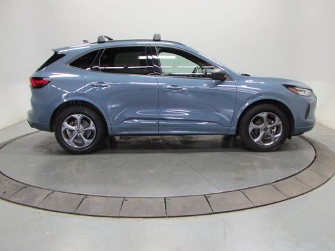 Certified 2023 Ford Escape ST-Line w/ Tech Pack #1 AWD/4WD image 8