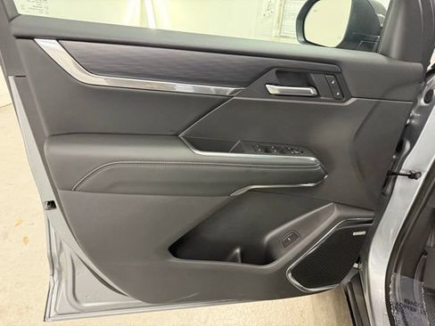 New 2026 GMC Acadia Elevation w/ Black Edition FWD image 14