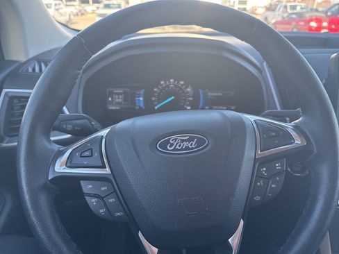 Used 2024 Ford Edge SEL w/ Convenience Package image 12