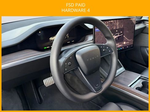 Used 2025 Tesla Model S AWD/4WD image 19