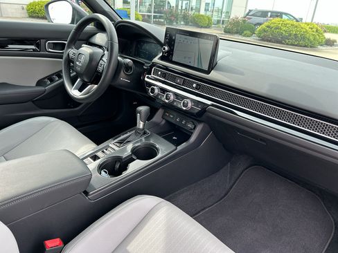 Used 2026 Honda Civic Sport Touring image 11