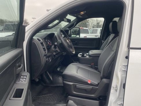 New 2026 RAM 2500 Tradesman w/ Chrome Appearance Group image 15