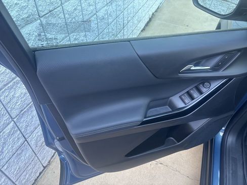 New 2026 Chevrolet Equinox LT w/ Safety and Technology Package FWD image 25