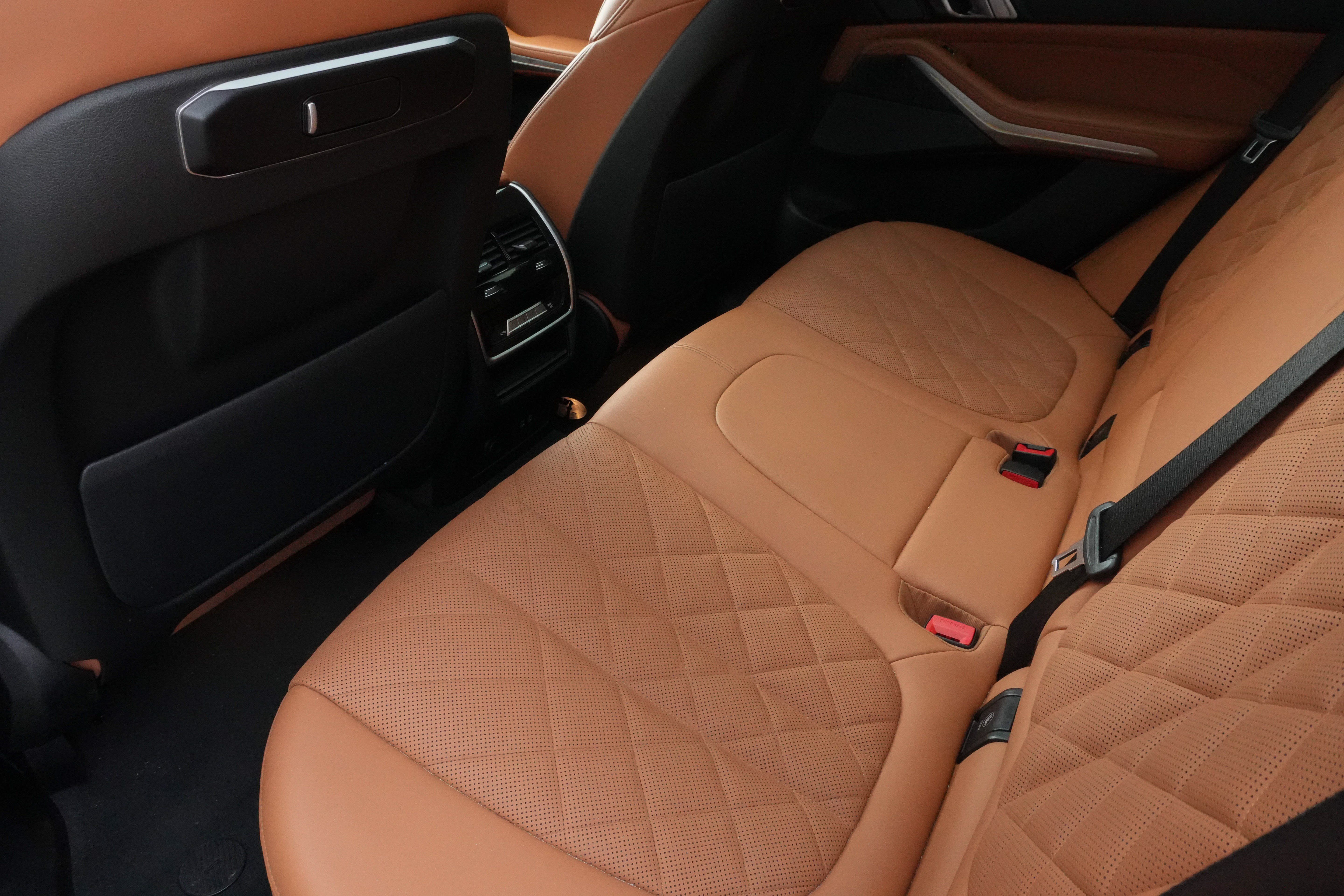 Certified 2024 BMW X5 sDrive40i w/ Premium Package RWD image 33