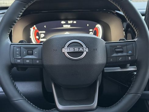 New 2026 Nissan Pathfinder SL image 15