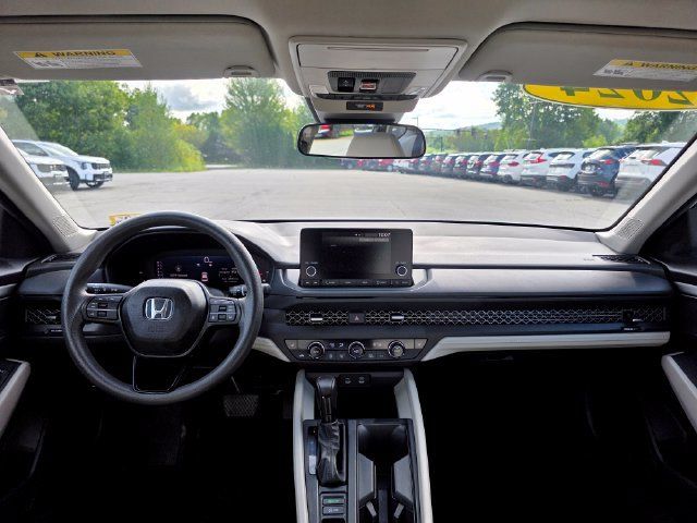 Used 2024 Honda Accord EX image 19