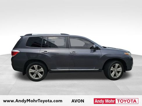Used 2012 Toyota Highlander Limited w/ Tow Pkg AWD/4WD image 8