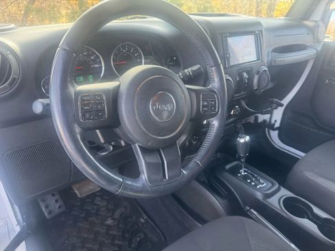 Used 2015 Jeep Wrangler Unlimited Sport w/ Quick Order Package 24S image 15