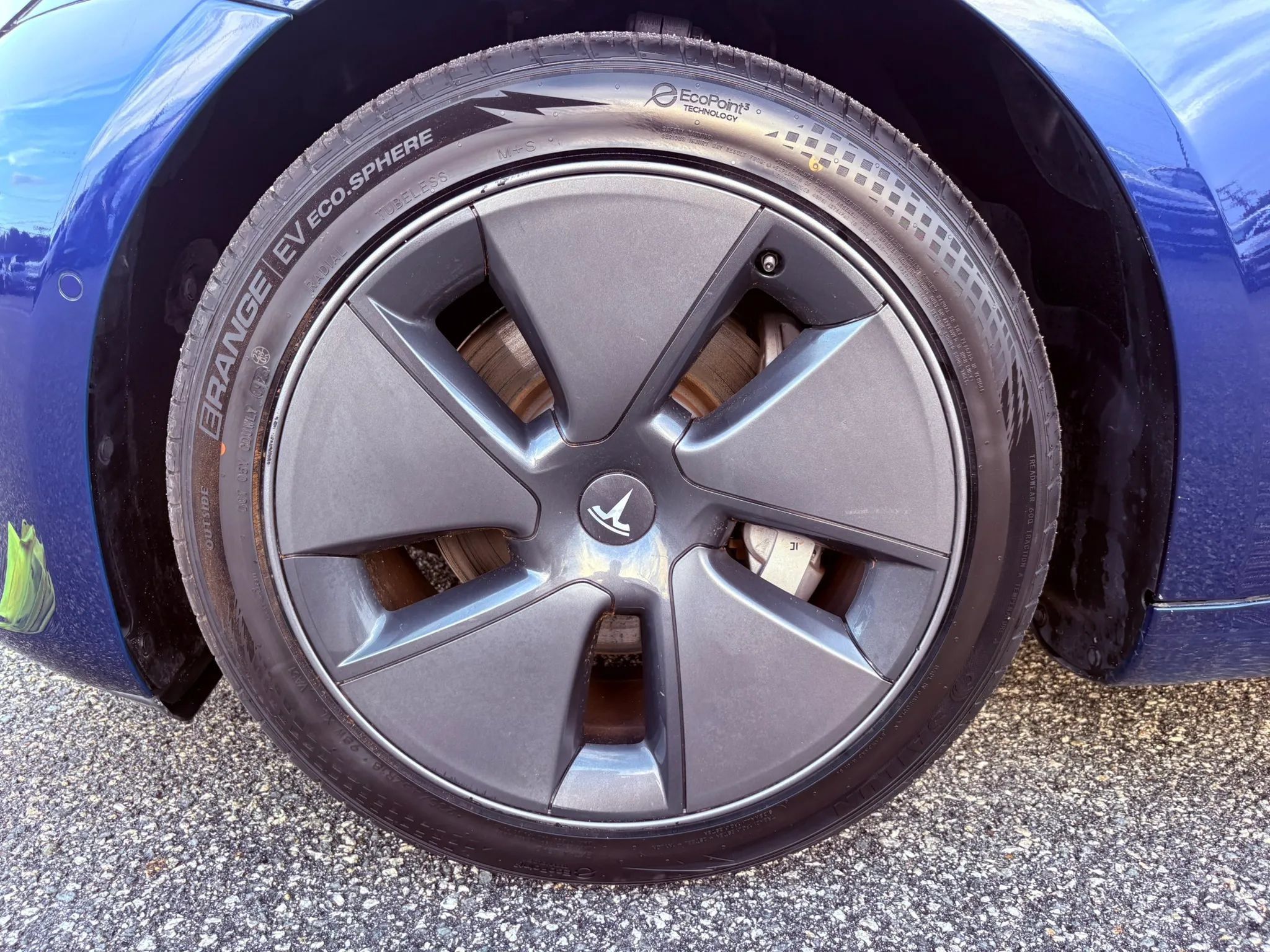Used 2022 Tesla Model 3 Long Range AWD/4WD image 30